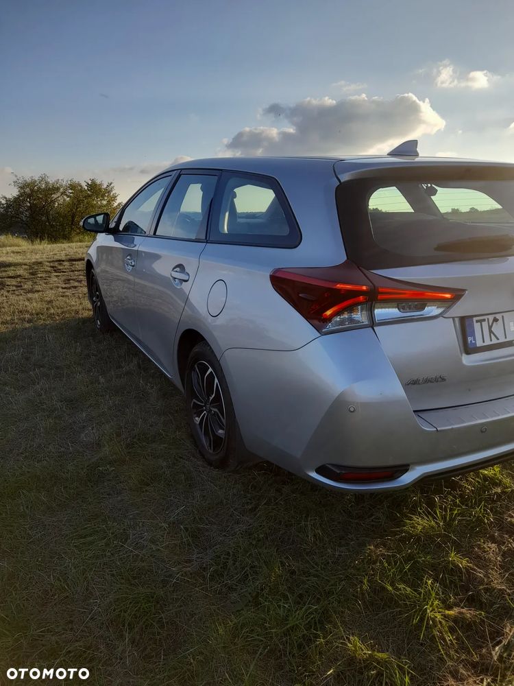 Toyota Auris 1.6 Active - 11