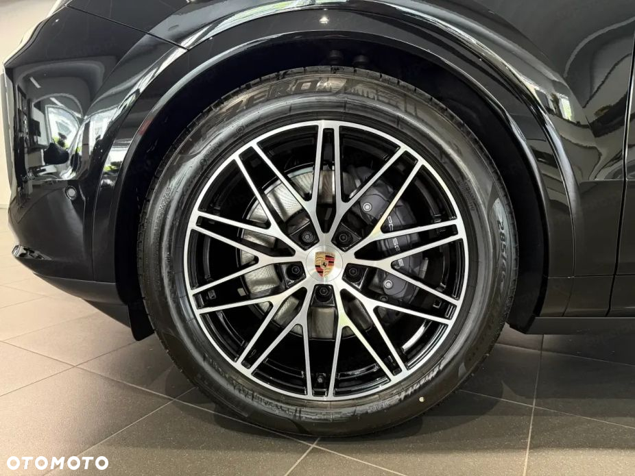 Porsche Cayenne Standard - 13