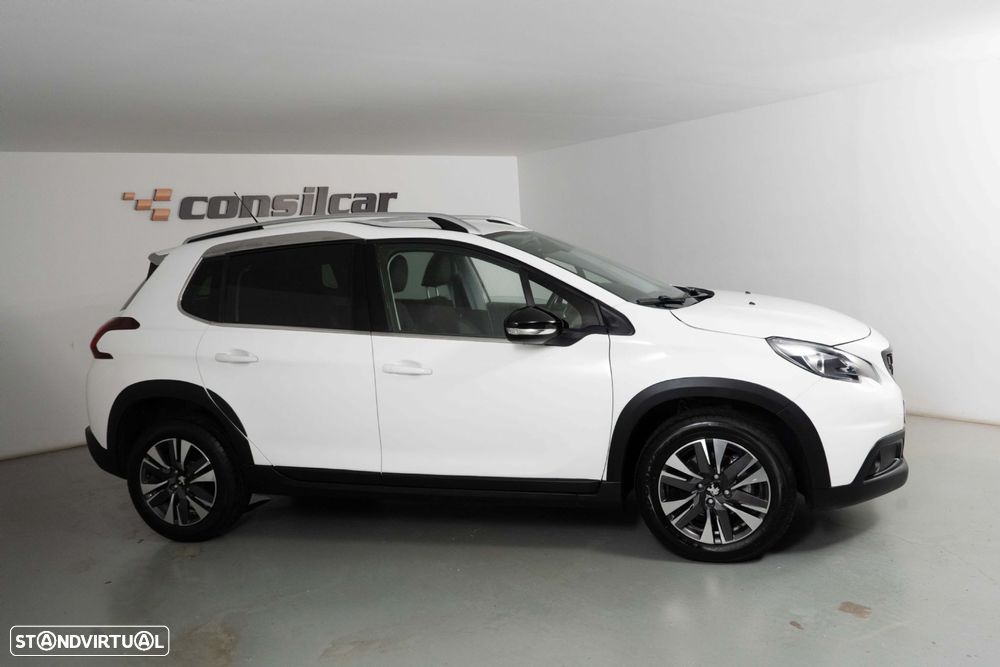Peugeot 2008 1.2 PureTech Crossway EAT6 - 7