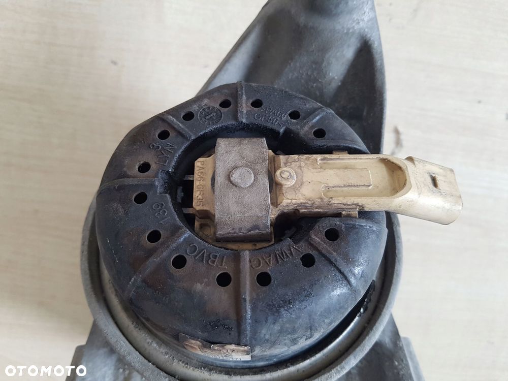 audi a4 b9 poduszka silnika łapa 8w0199371at - 6