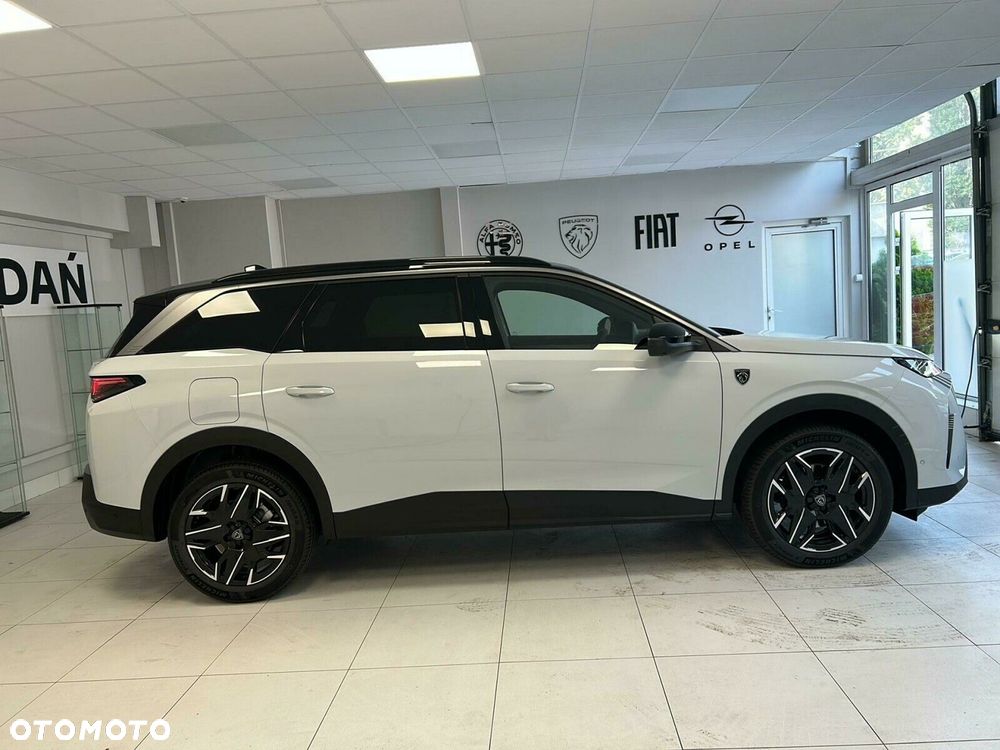 Peugeot 5008 - 8