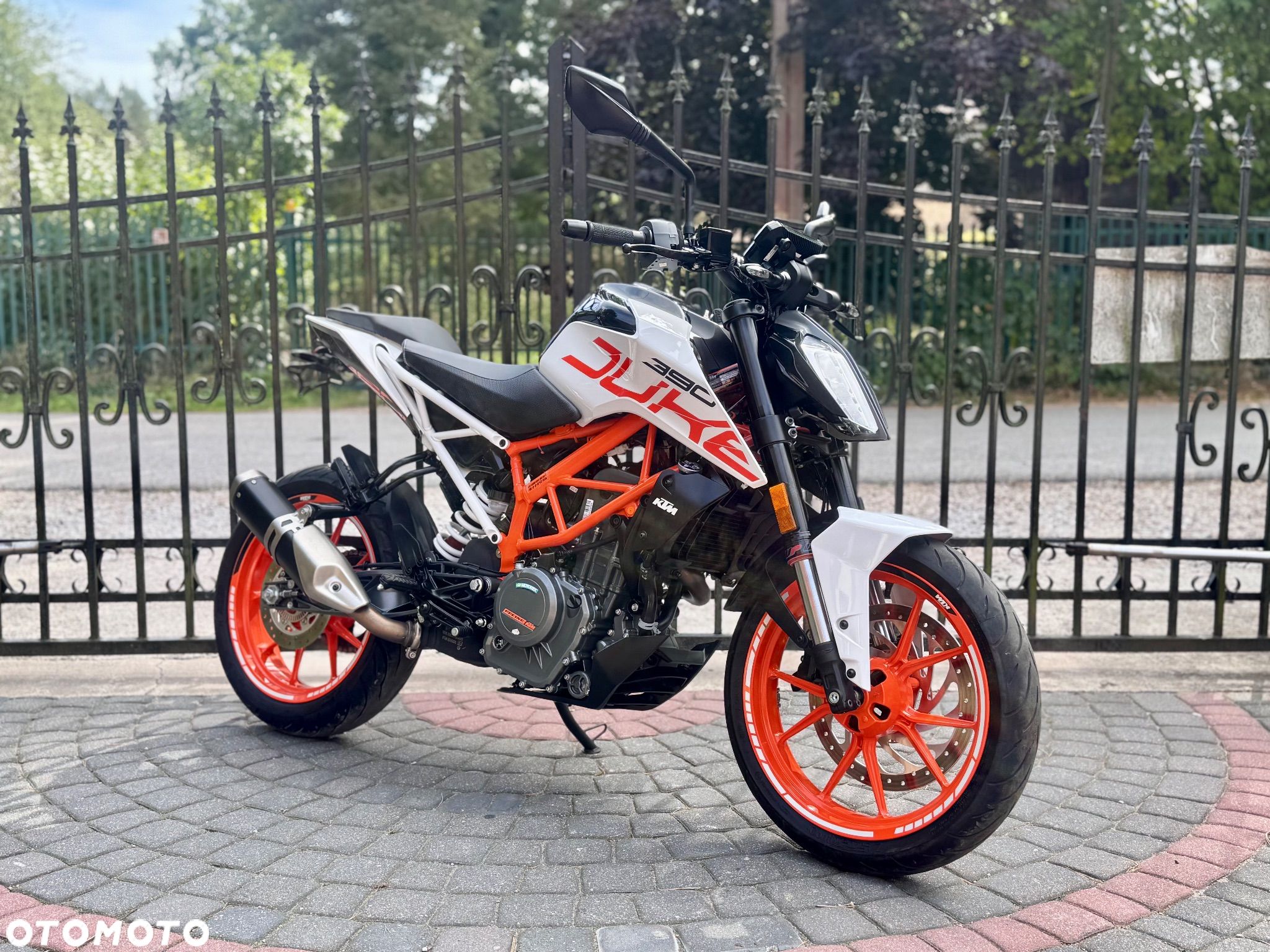 KTM Duke - 1