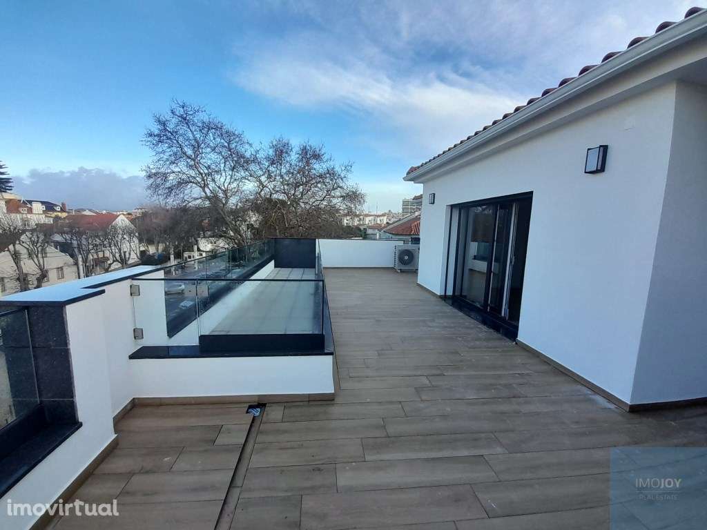 Fantástica Penthouse T3 perto da Praia da Parede, Cascais - Grande imagem: 2/29