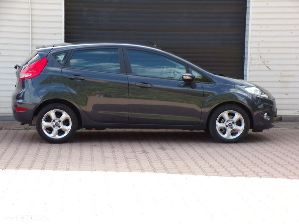 Ford Fiesta - 3