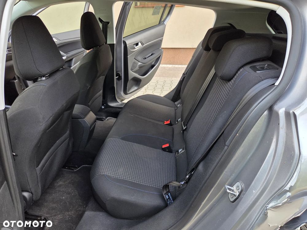 Peugeot 308 BlueHDi FAP 130 EAT6 Stop & Start Active - 12