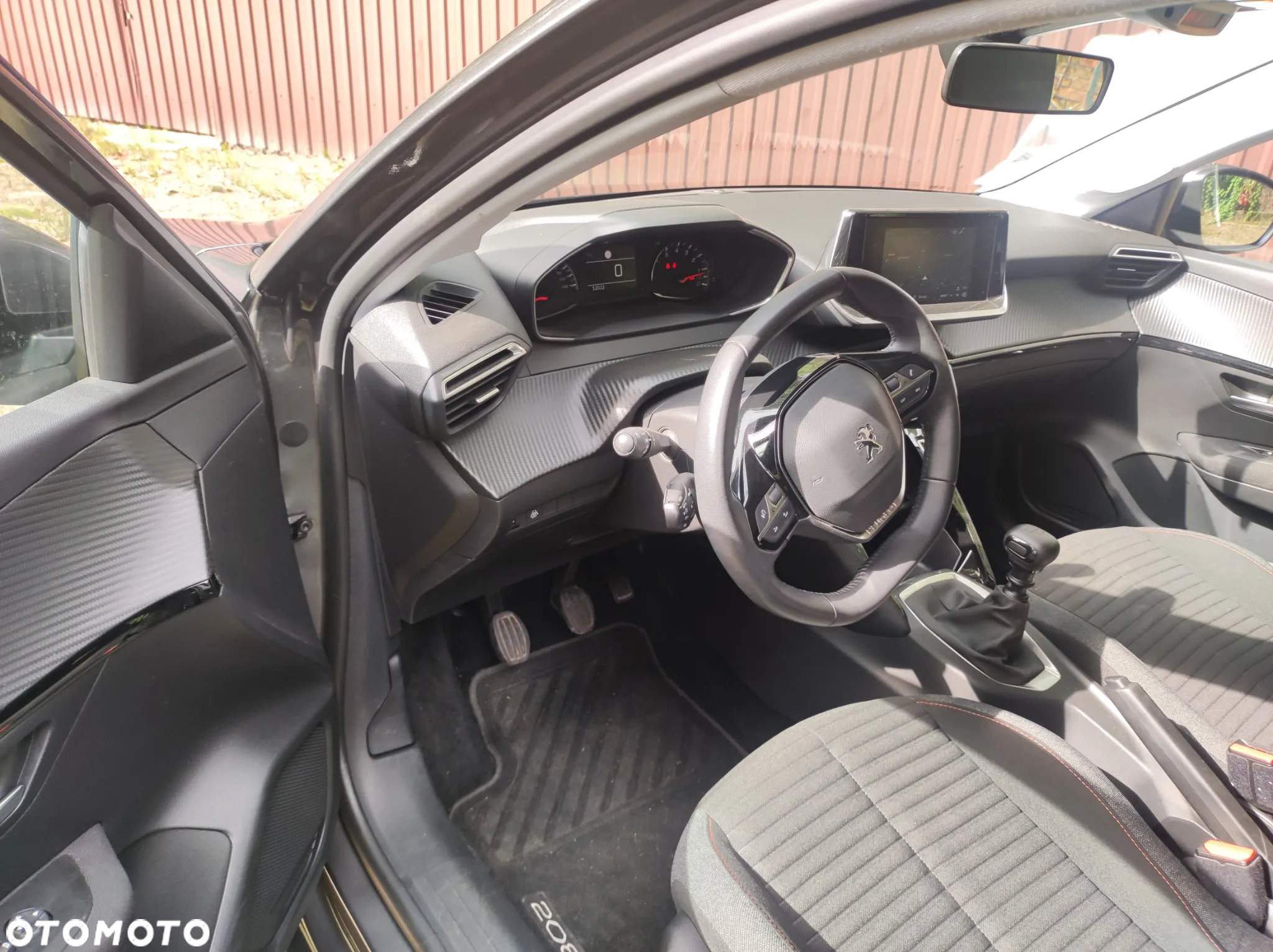 Peugeot 208 PureTech 100 Active Pack - 12