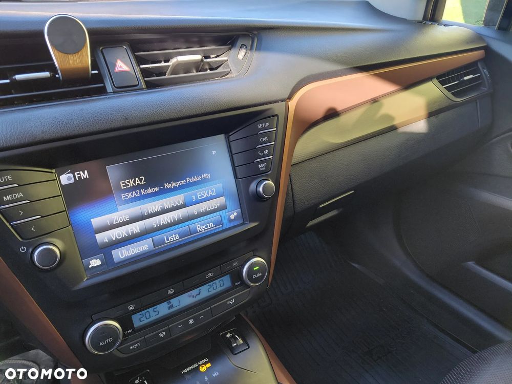 Toyota Avensis 1.8 Prestige - 15