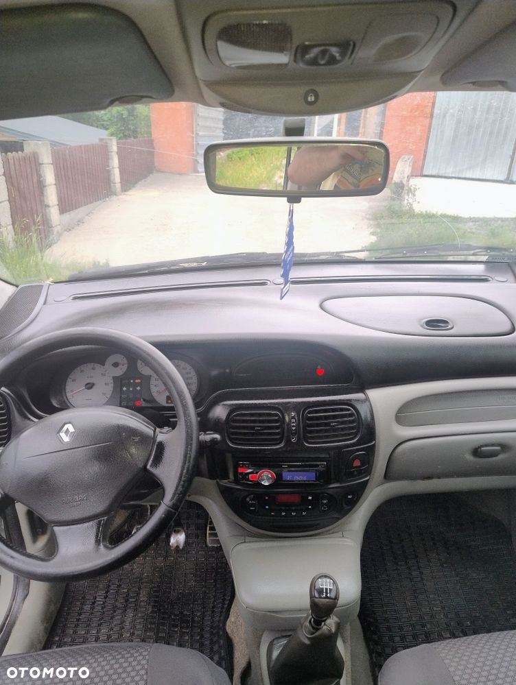 Renault Scenic RX4 - 3