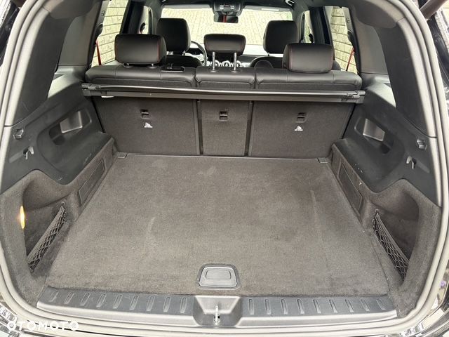 Mercedes-Benz GLB AMG 35 4-Matic - 19