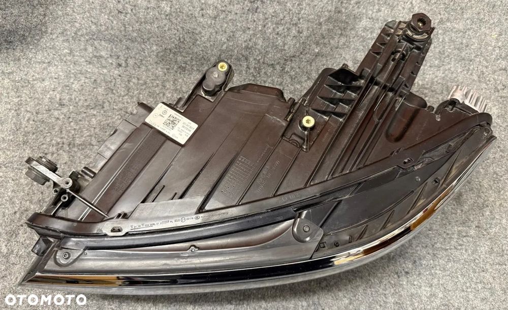 VW Passat B8 lift 2019-  Lampa przód przednia lewa FULL LED 3G1941081P IQ.LIGHT 3G1.941.081 P - 5
