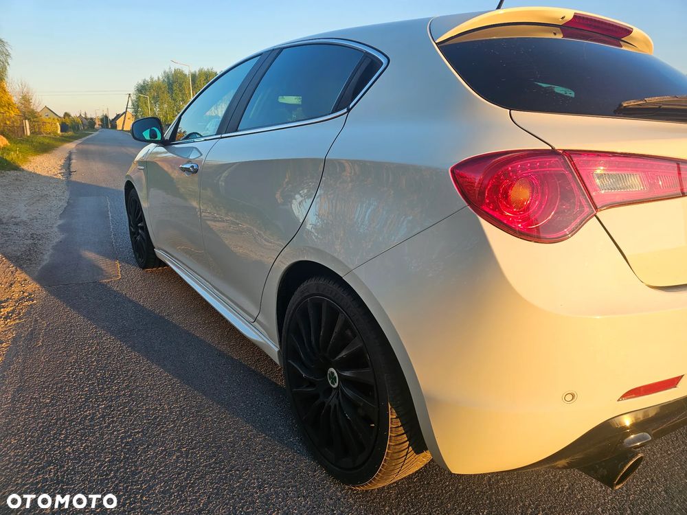 Alfa Romeo Giulietta - 16