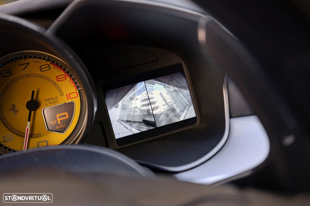 Ferrari FF 6.3 V12 - 25