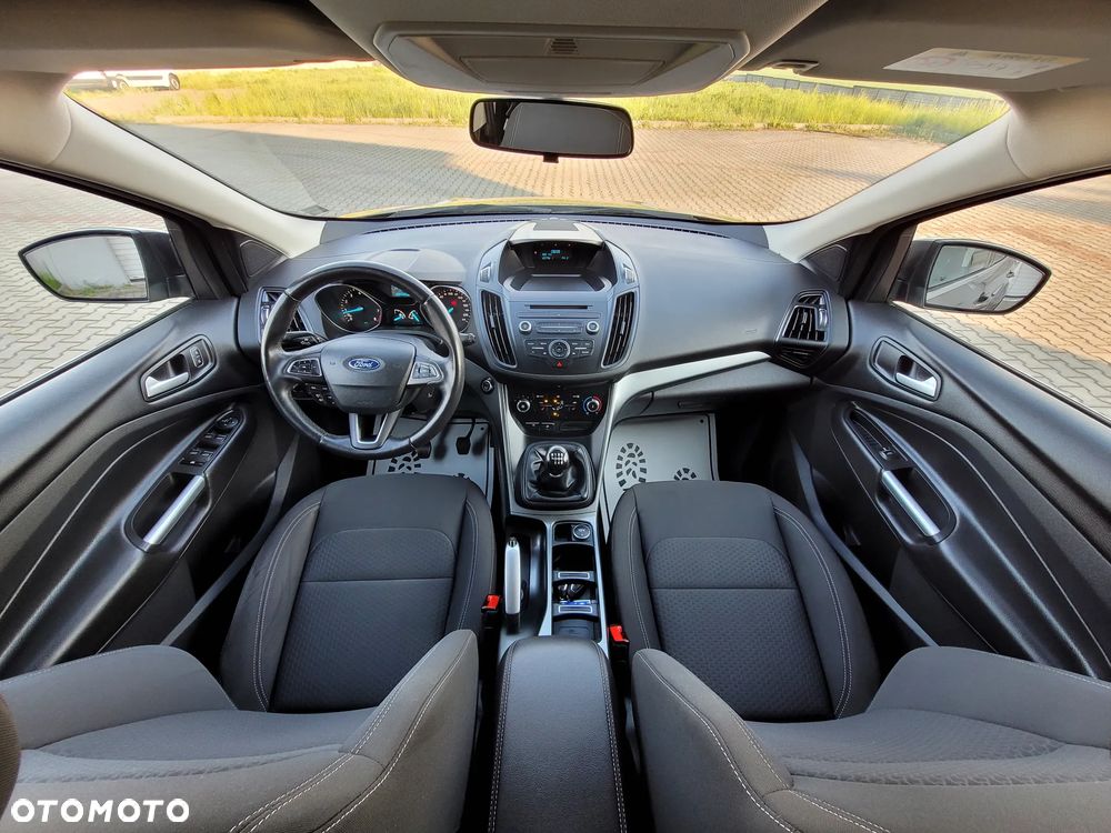 Ford Kuga - 20