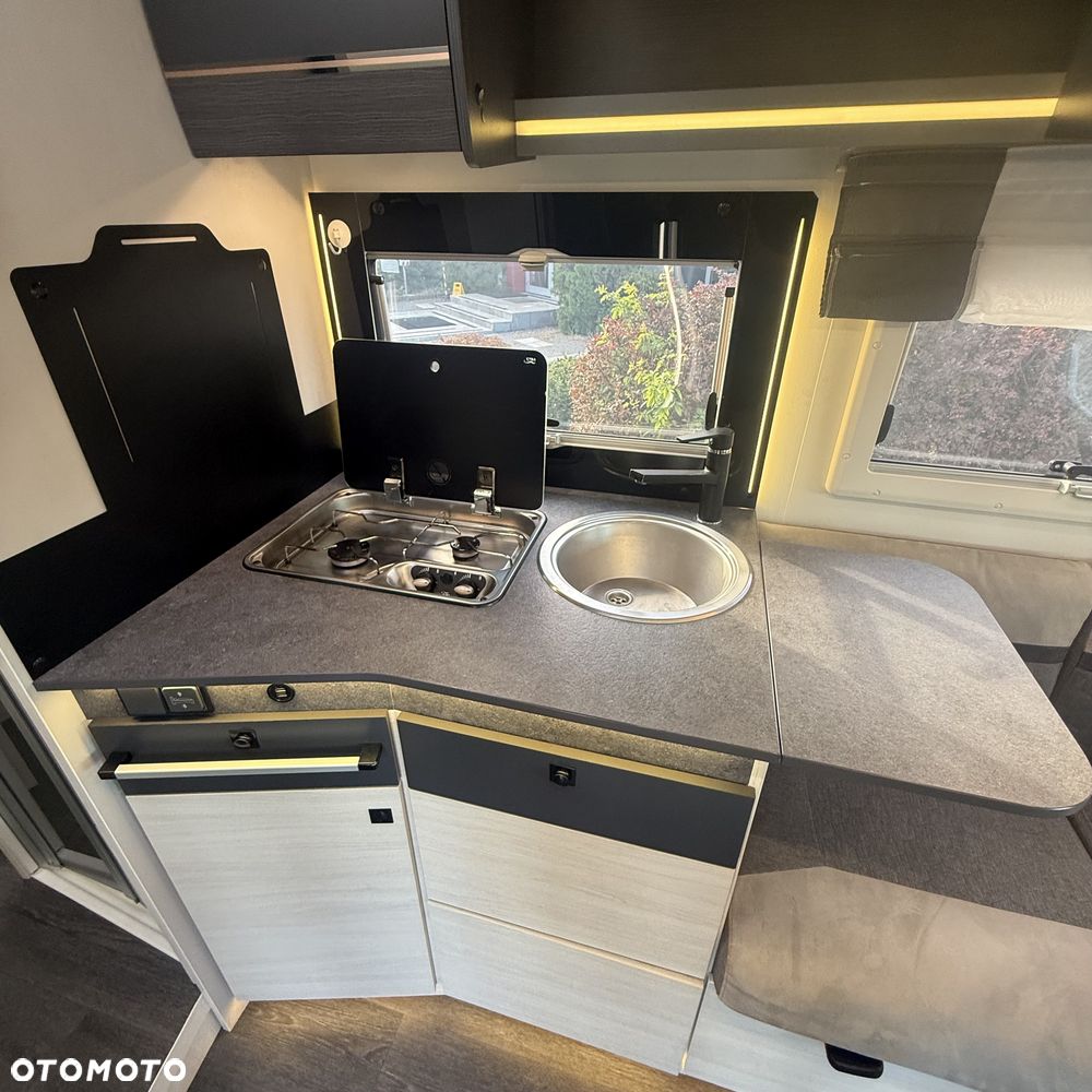 Ford Chausson 788 Titanium Premium - 16