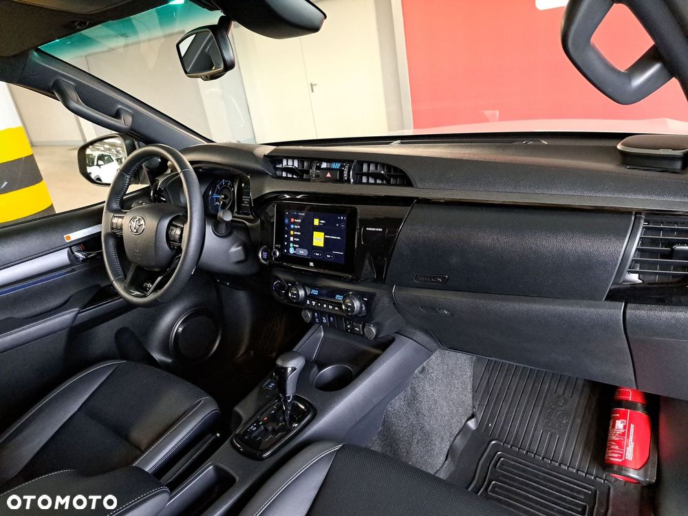 Toyota Hilux - 19