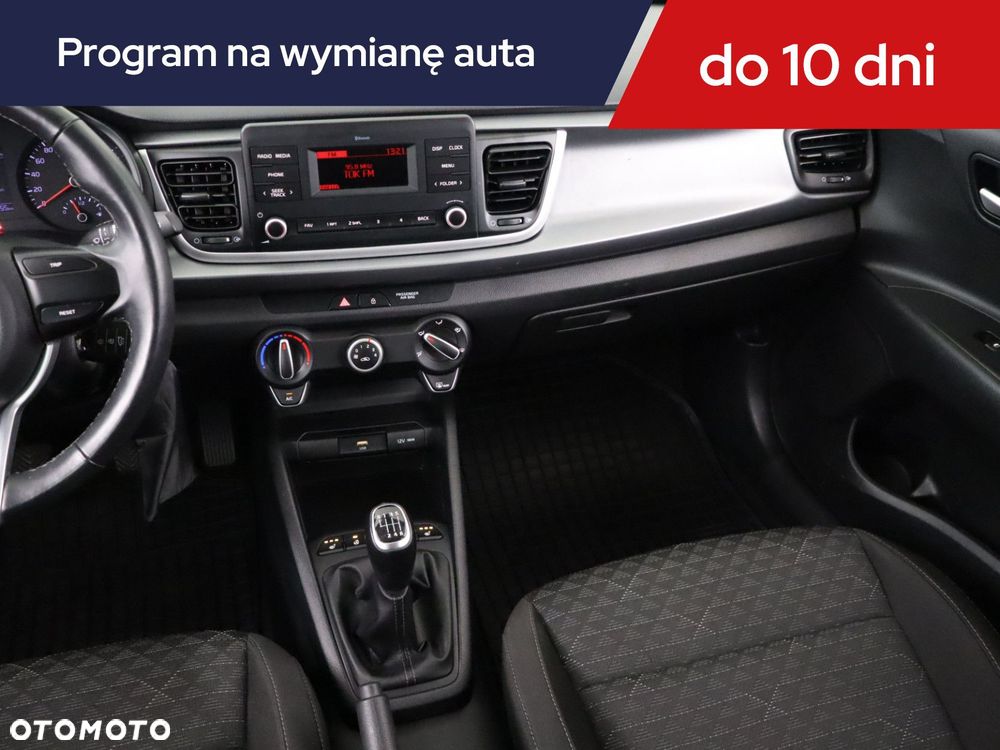 Kia Rio - 10