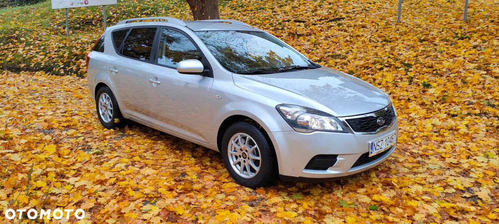 Kia Ceed - 1