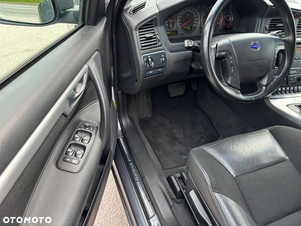Volvo V70 2.4 Momentum - 16
