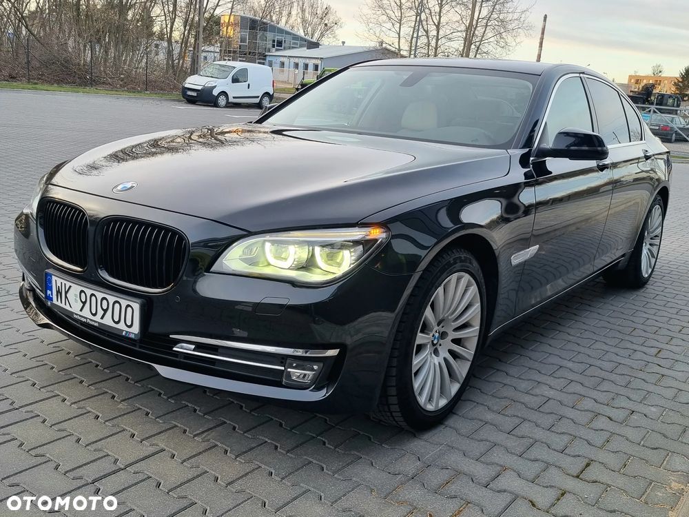 BMW Seria 7 740d xDrive - 8