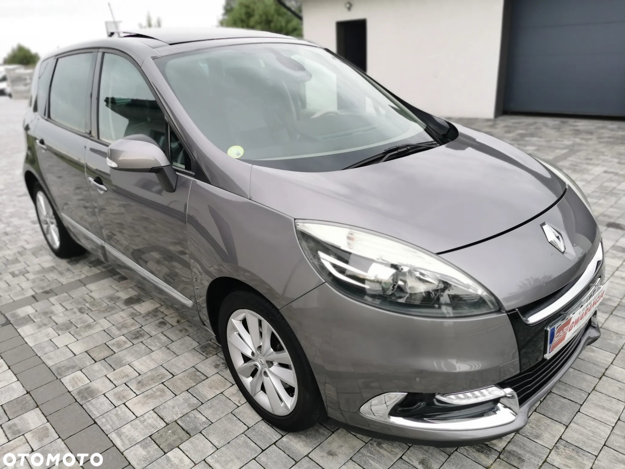 Renault Scenic 1.5dCi TomTom Edition EDC - 6