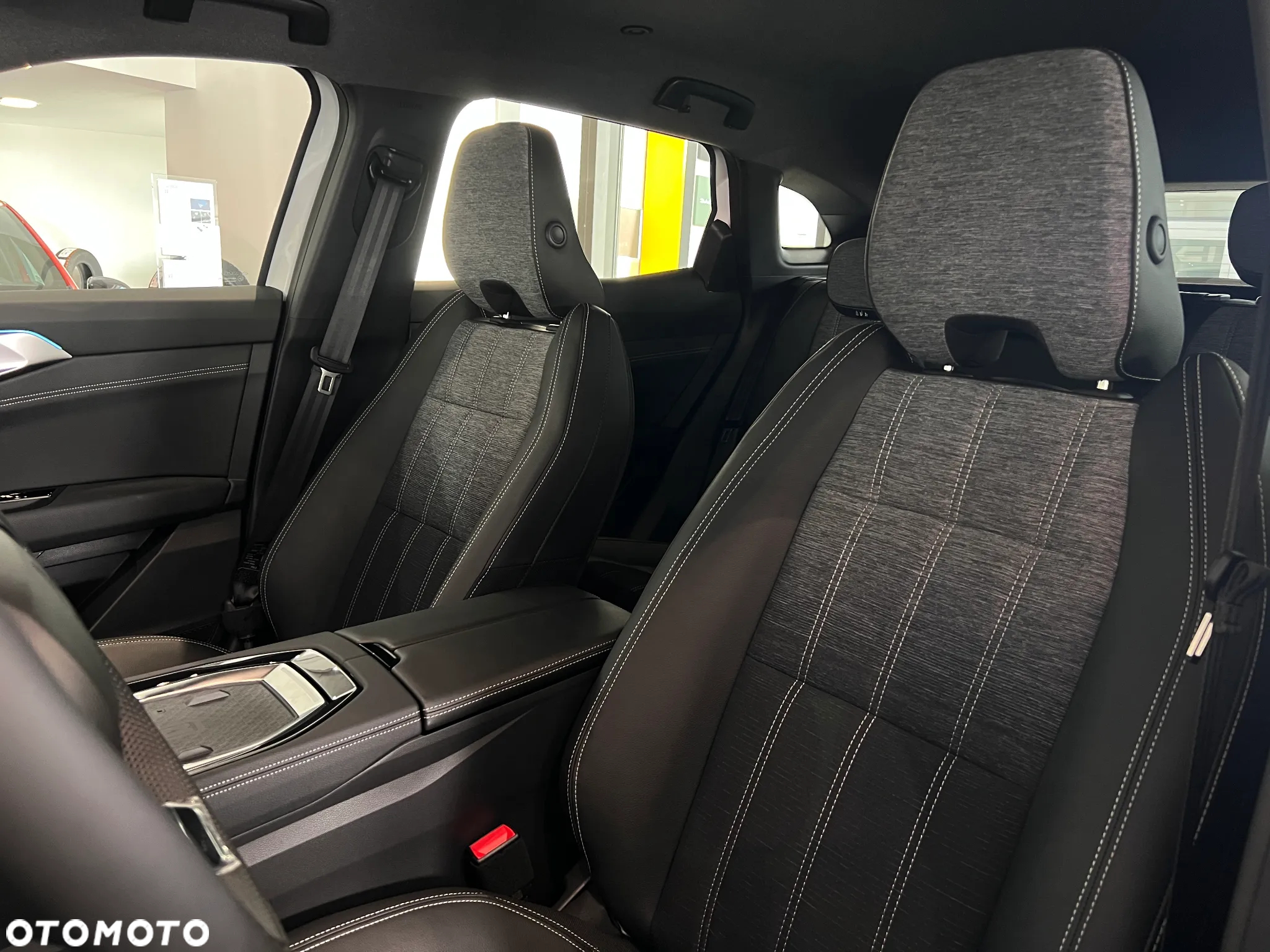 Renault Austral 1.3 TCe mHEV Techno - 11