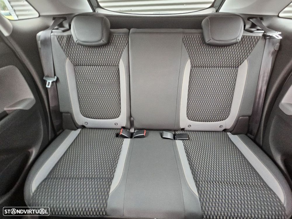 Opel Crossland X 1.2 T Innovation - 22