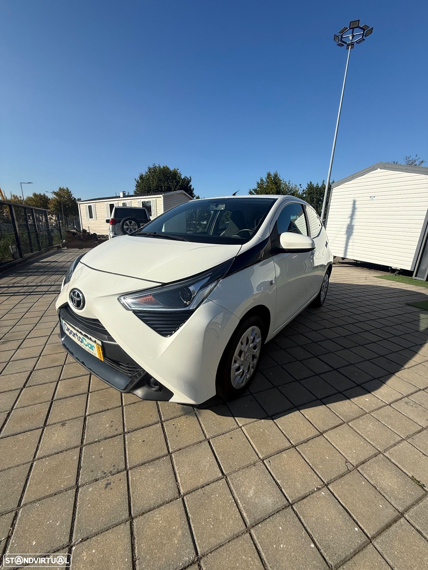 Toyota Aygo 1.0 X-Play+X-Touch - 1