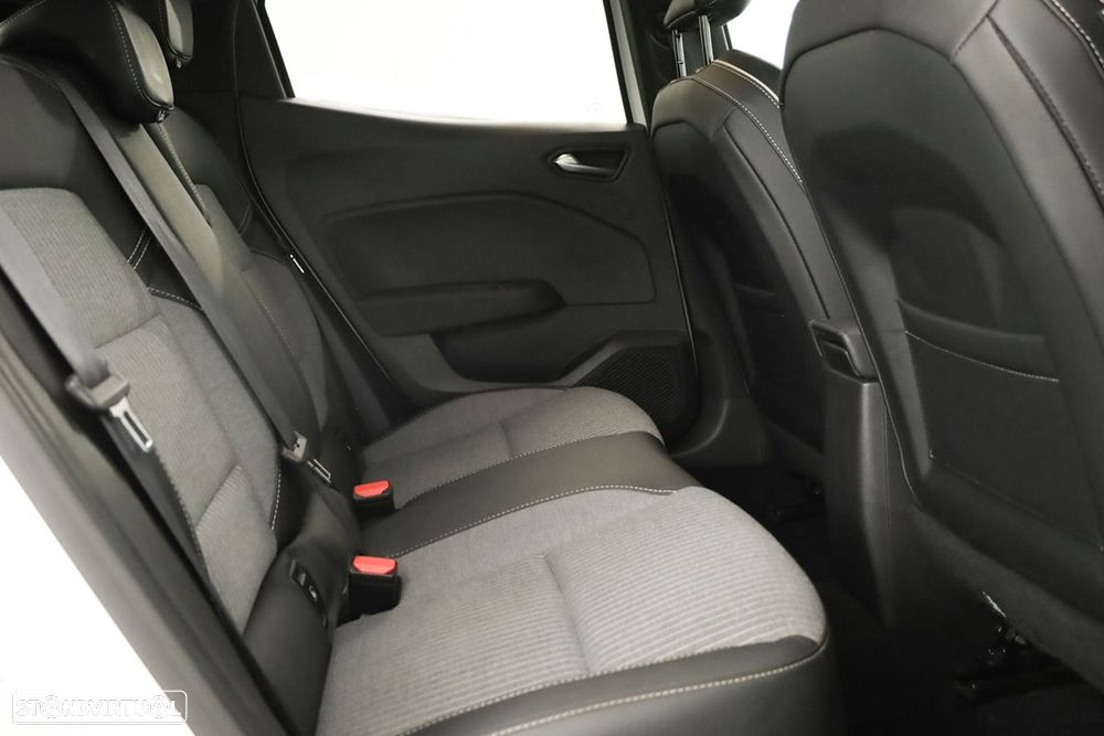 Renault Clio 1.0 TCe Techno Bi-Fuel - 21