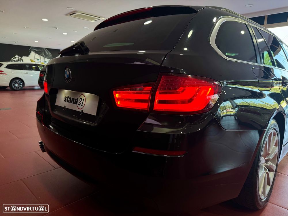 BMW 525 d Exclusive Auto - 13
