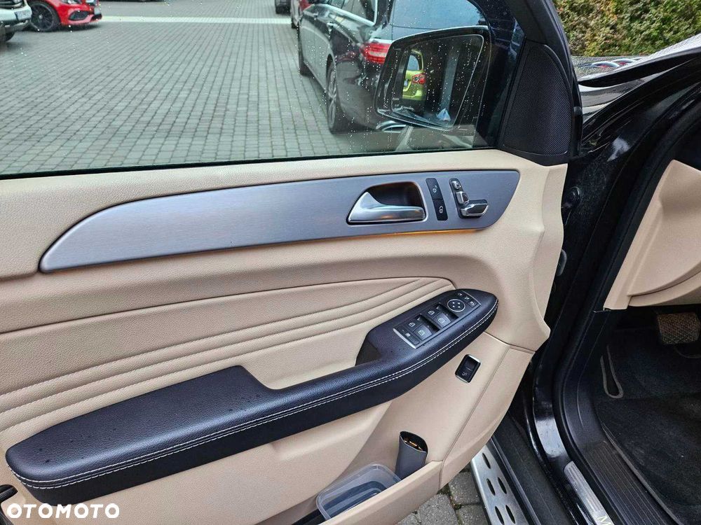 Mercedes-Benz GLE - 7
