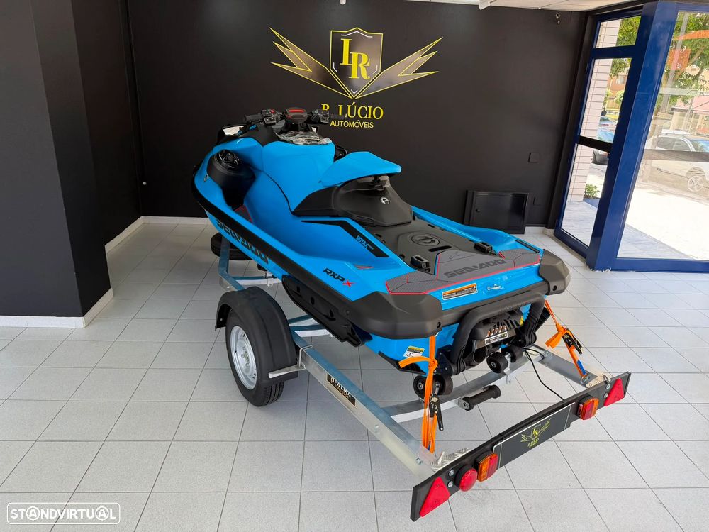 Sea-Doo RXP- X 325 - 15