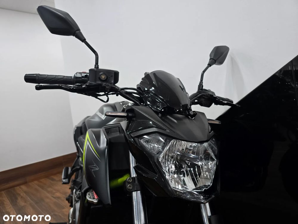Kawasaki Z 650 - 23
