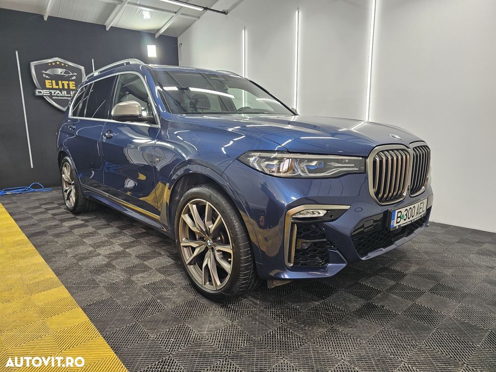 BMW X7 M50d - 1