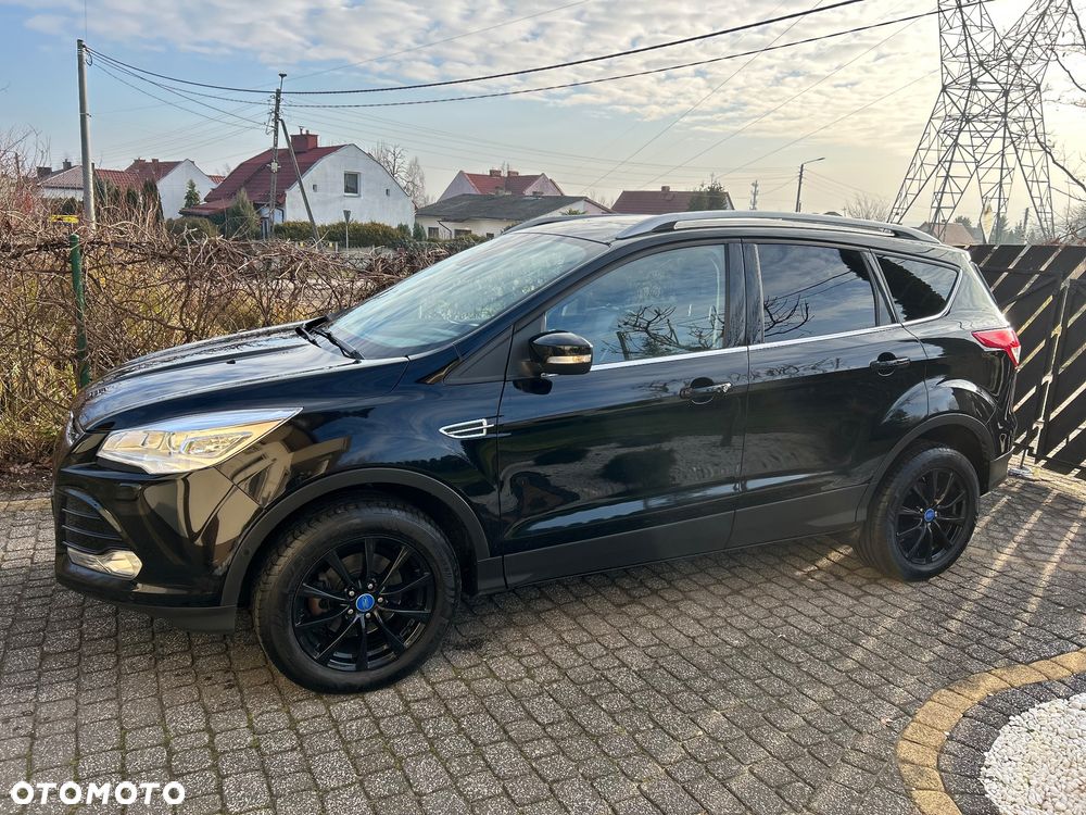 Ford Kuga 1.5 EcoBoost 2x4 Titanium - 1