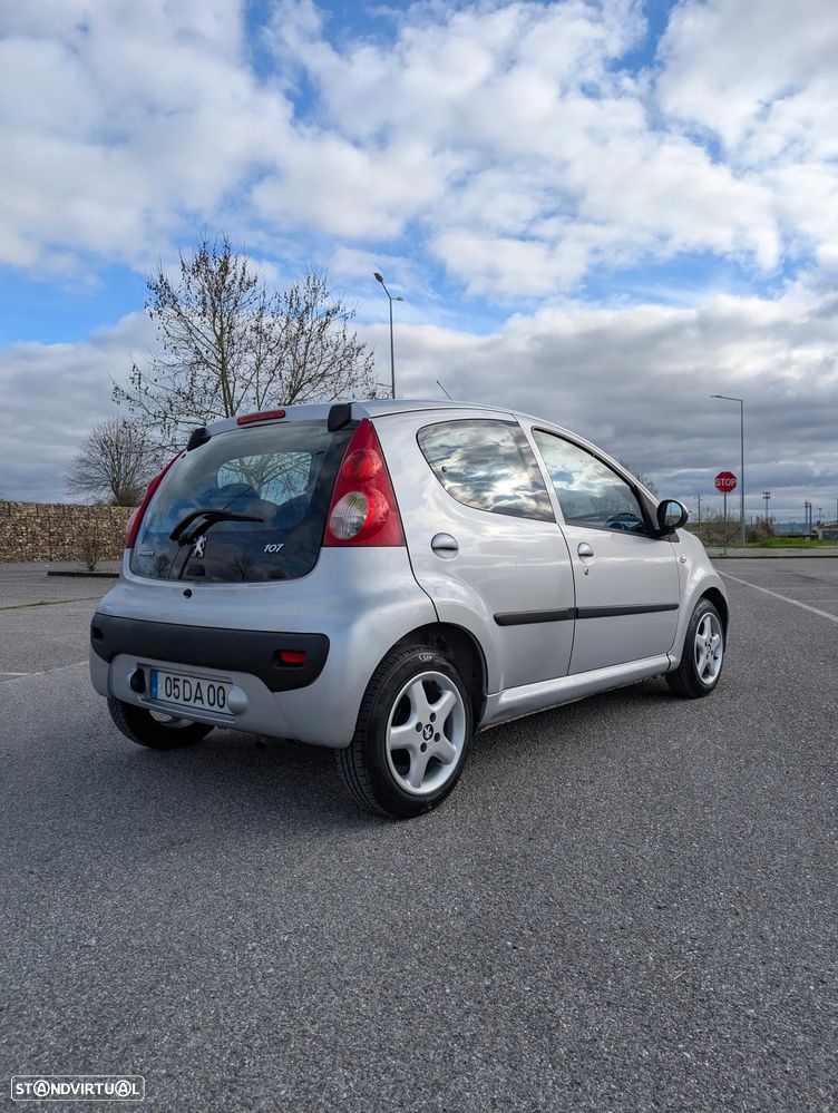 Peugeot 107 1.0 Urban - 5