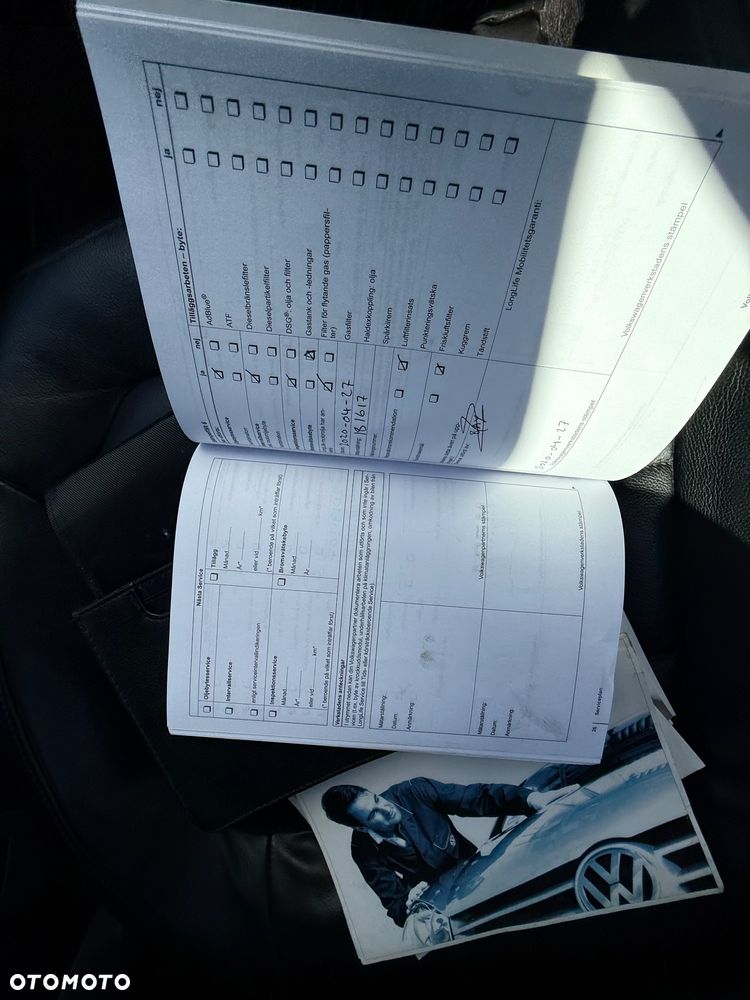 Volkswagen Passat 2.0 TDI DPF Sportline DSG - 28