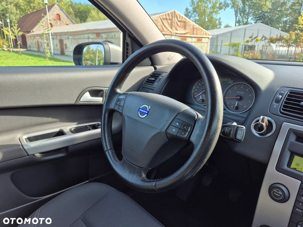 Volvo C30 1.8 Momentum - 17