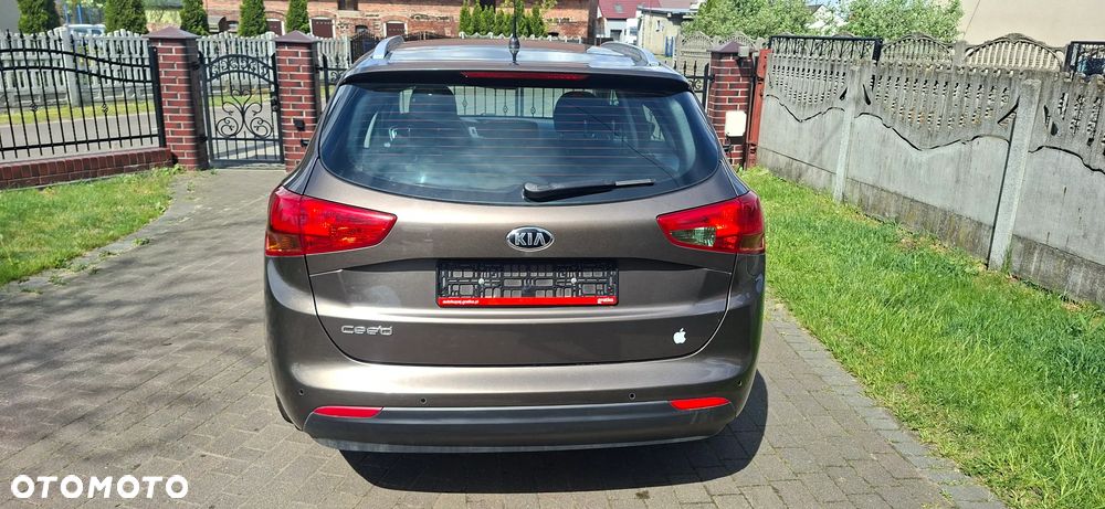 Kia Ceed 1.6 GDI Vision - 18