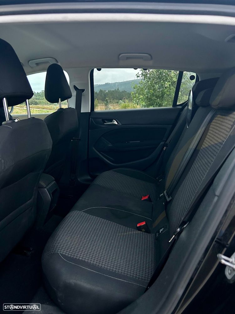 Peugeot 308 1.6 BlueHDi Style - 6