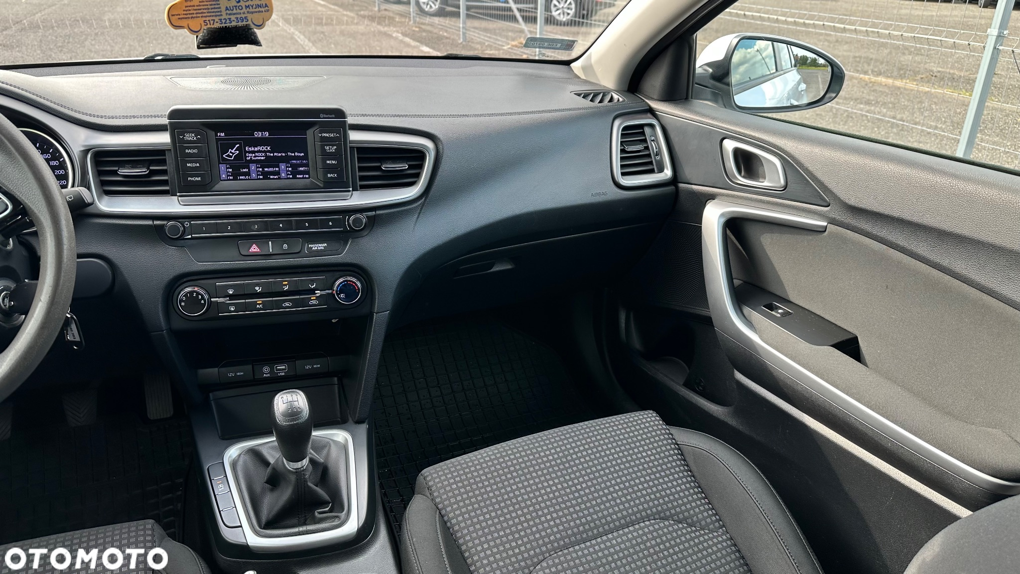 Kia Ceed 1.4 T-GDI M - 9