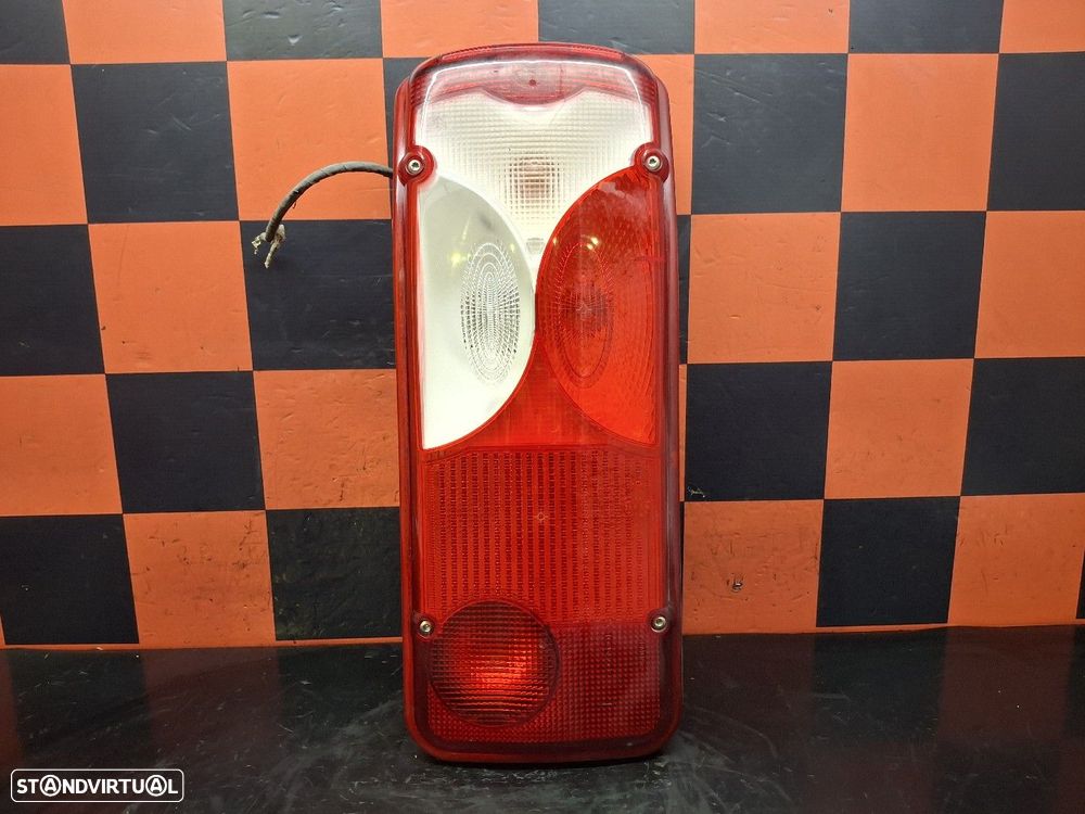 Farolim Stop Esquerdo Volkswagen Crafter 30-50 Caixa (2E_) - 1