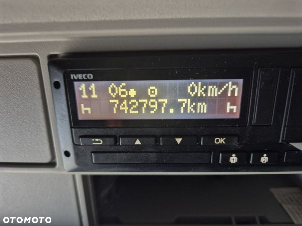 Iveco As440St/p - 16