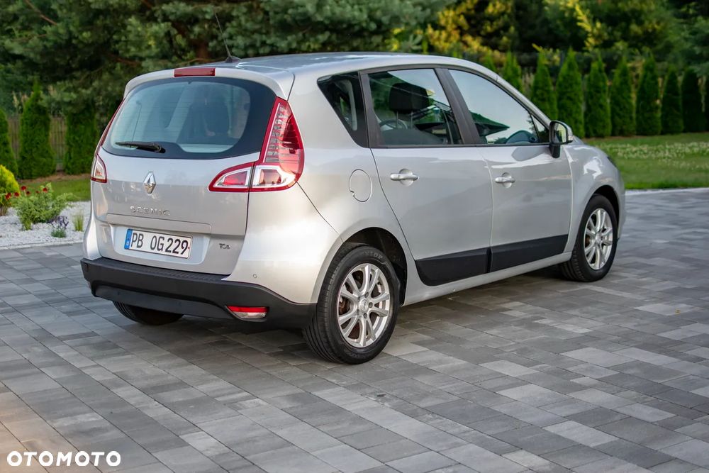 Renault Scenic - 25