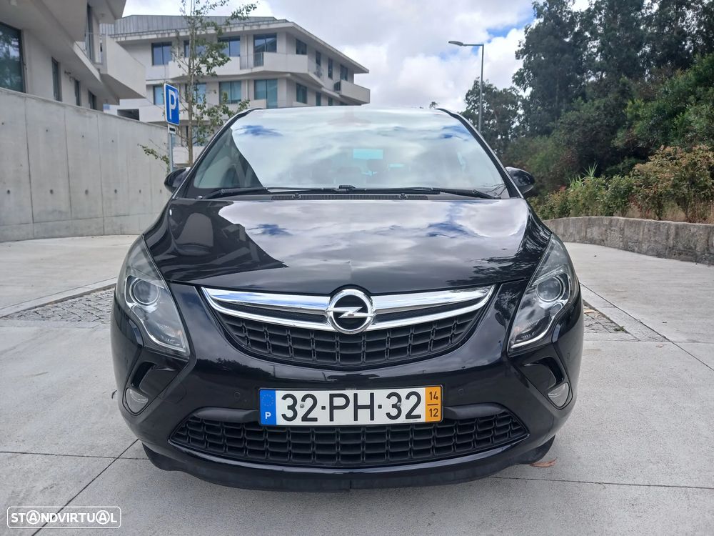 Opel Zafira 1.6 CDTi Executive — fotografia 2