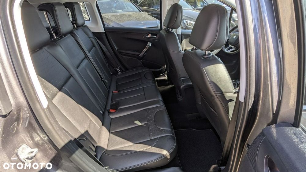 Peugeot 2008 - 20
