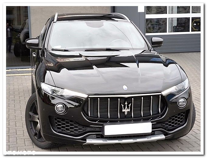 Maserati Levante Q4 Executive - 8