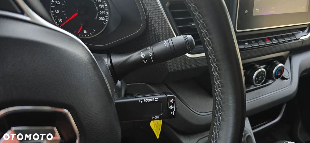 Renault Trafic - 27