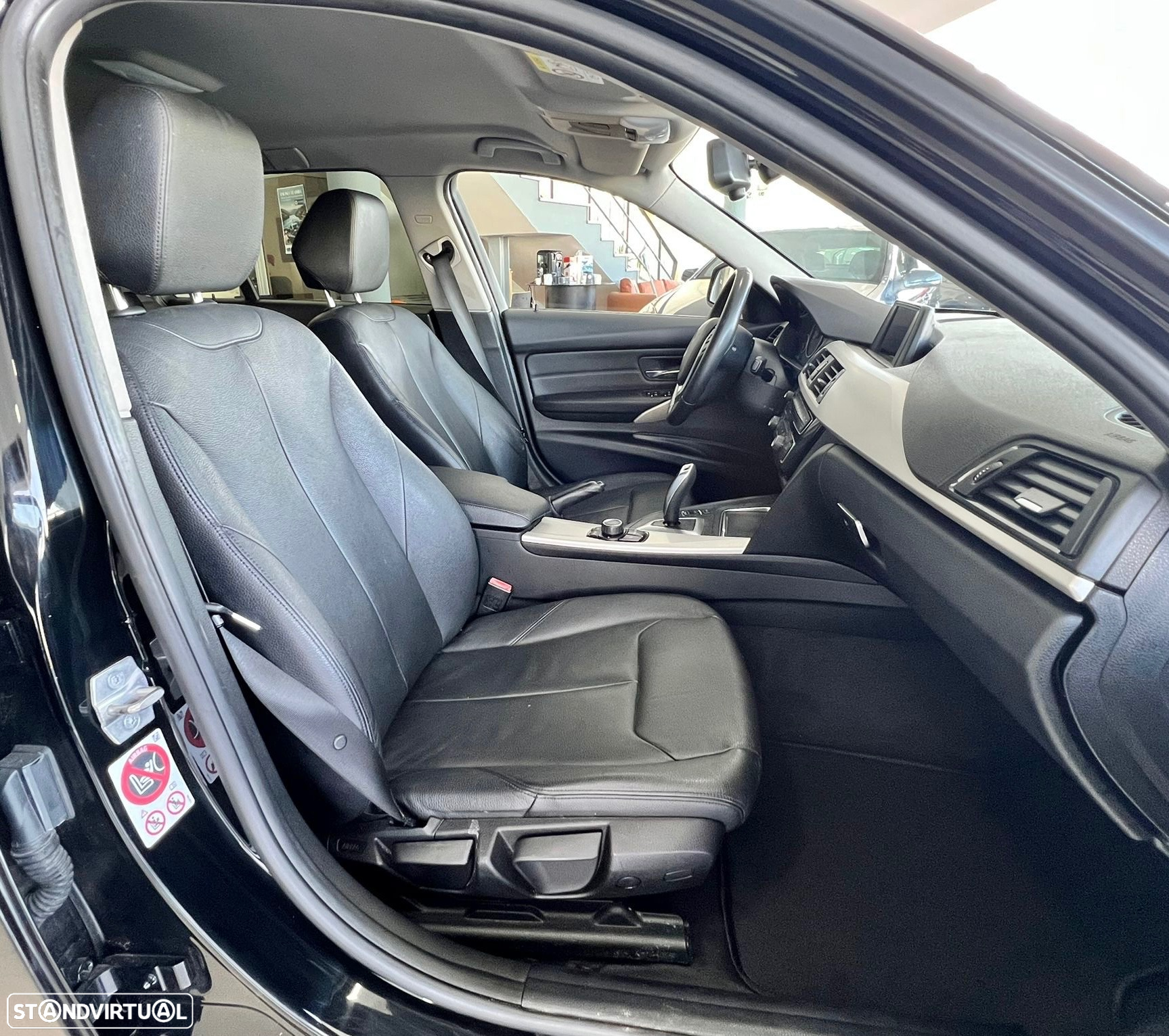 BMW 318 d Touring Advantage Auto - 9