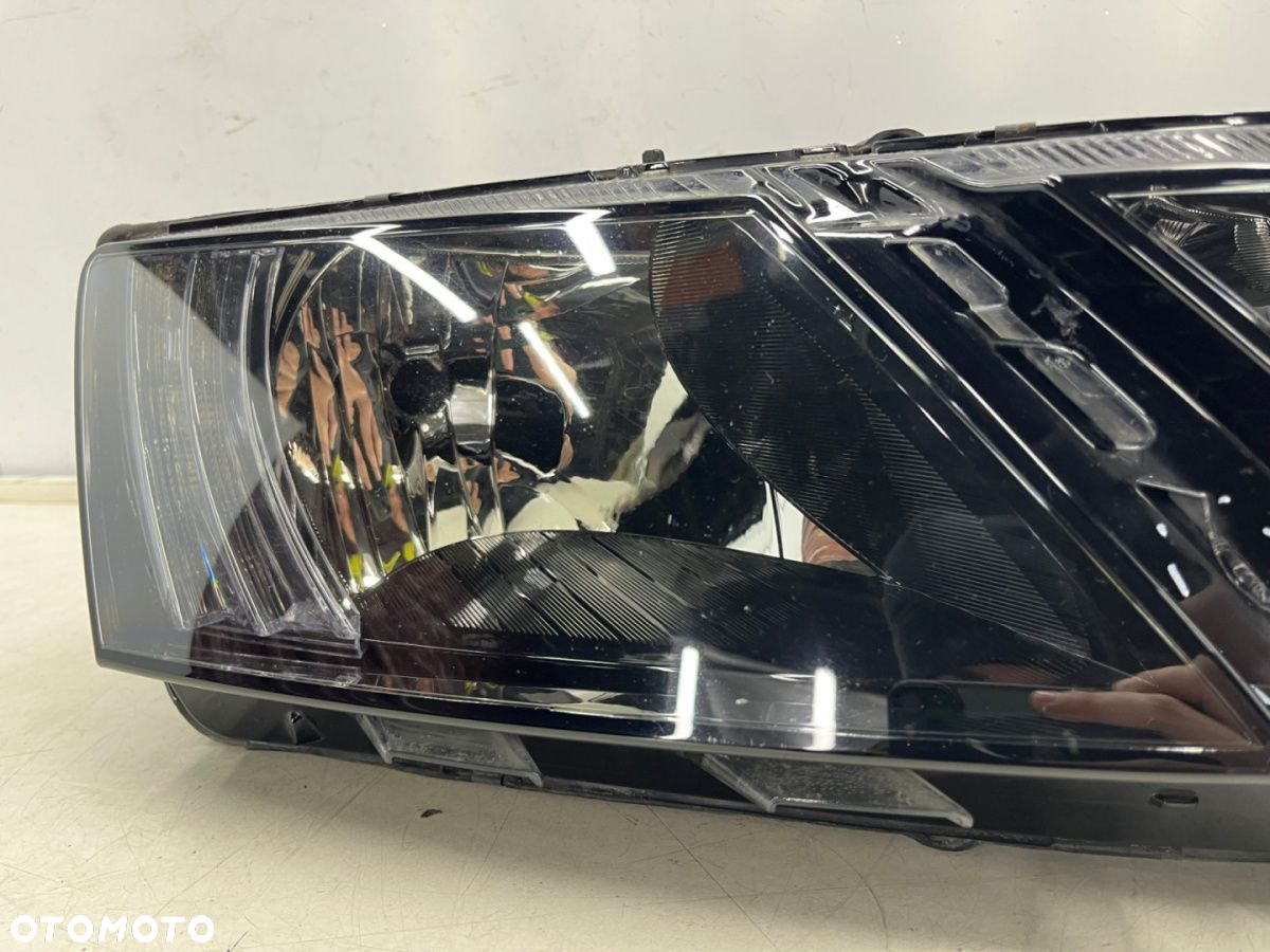 Lampa reflektor Skoda Octavia III LIFT 16-20r. PRAWA przednia H7 DRL LED prawy przód 5e1941016c - 7