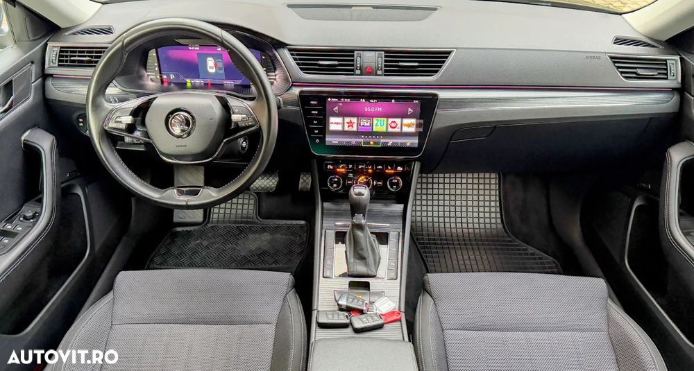 Skoda Superb 2.0 TDI DSG Style - 18